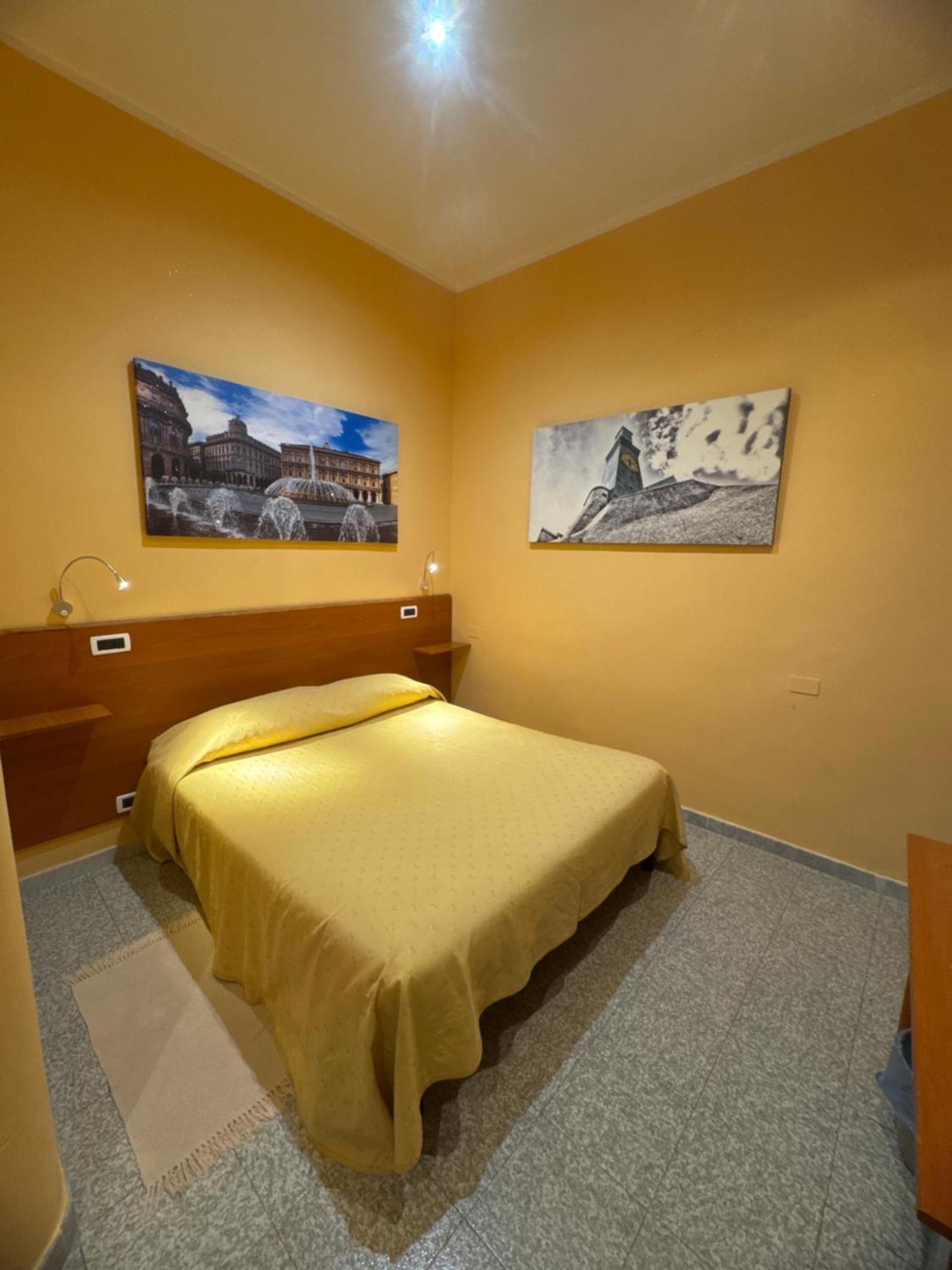 Albergo Parigi Genua Buitenkant foto