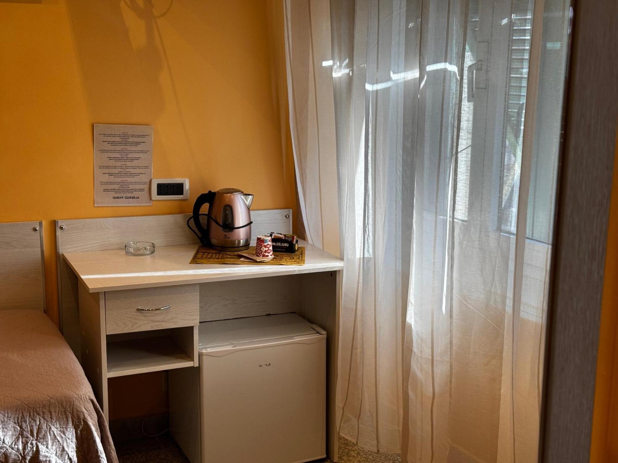 Albergo Parigi Genua Buitenkant foto