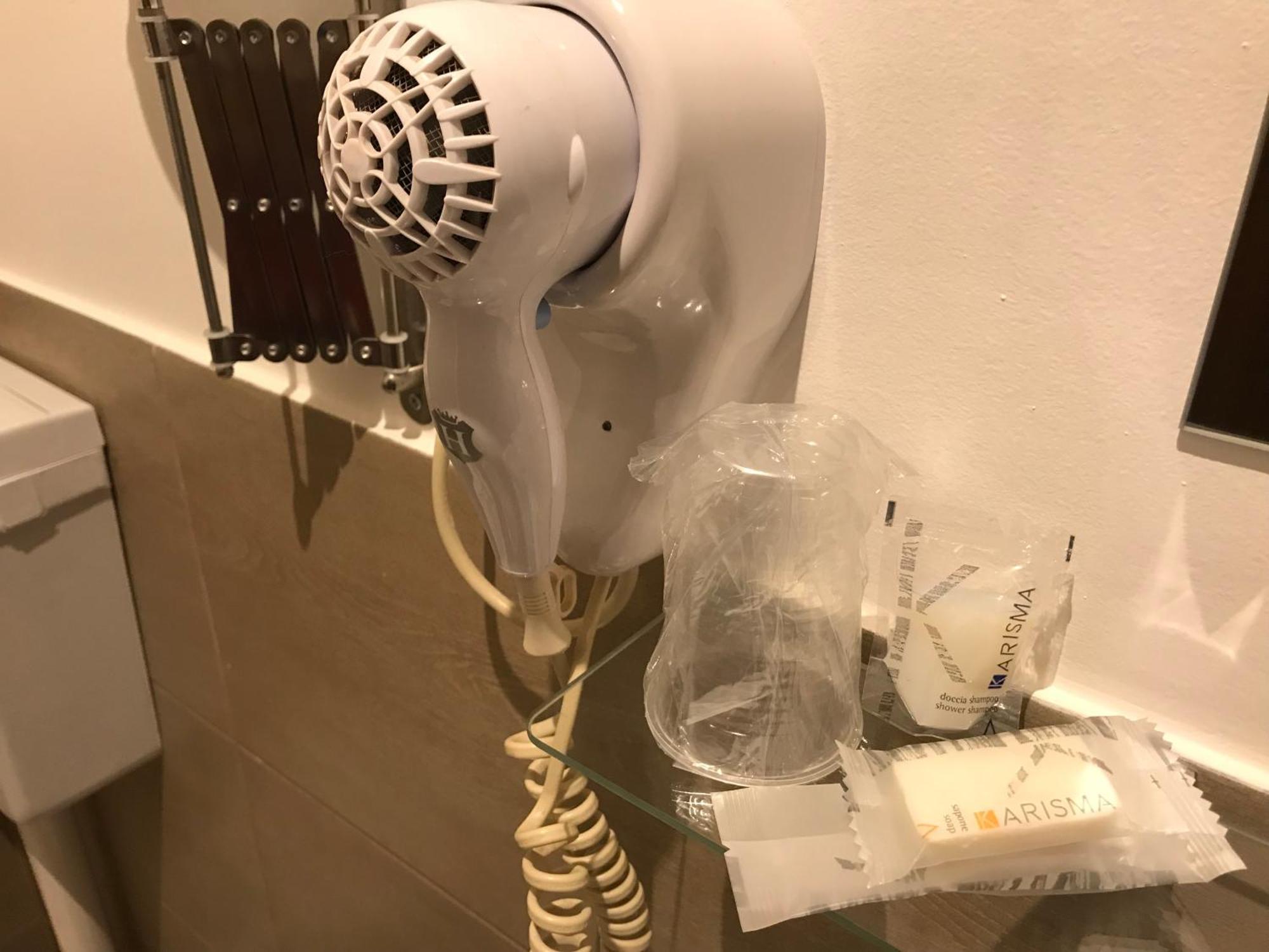 Albergo Parigi Genua Buitenkant foto